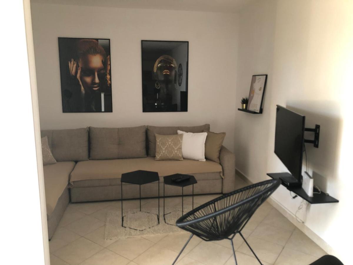 Holiday Home - Apartment Carmen Sevid Luaran gambar