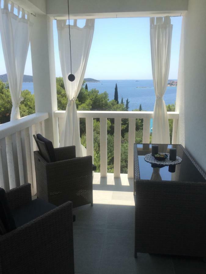 Holiday Home - Apartment Carmen Sevid Luaran gambar