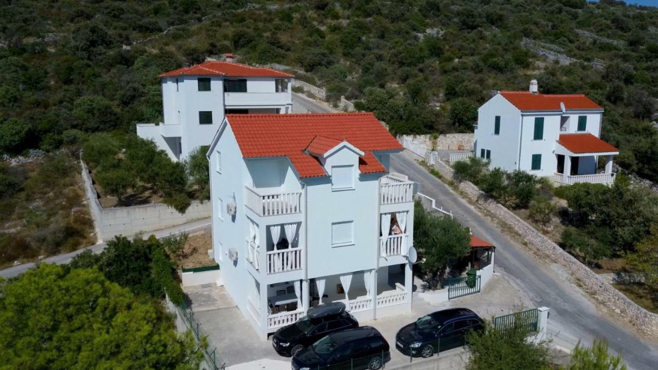 Holiday Home - Apartment Carmen Sevid Luaran gambar
