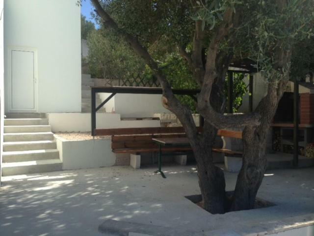 Holiday Home - Apartment Carmen Sevid Luaran gambar